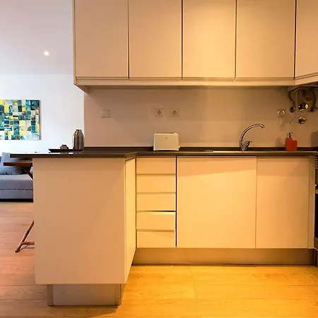 Cosy Almirante By Homing *