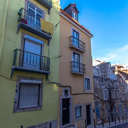 Cosy Almirante By Homing Apartment *